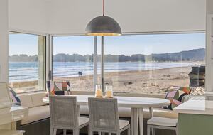 Contemporary Ocean Front Home - Stinson Beach, California