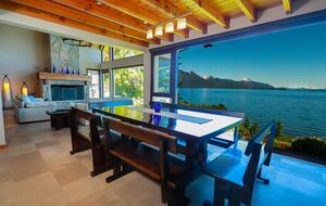 Patagonia Luxury Lakefront Home - San Carlos de Bariloche, Argentina