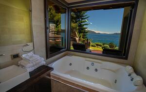 Patagonia Luxury Lakefront Home - San Carlos de Bariloche, Argentina