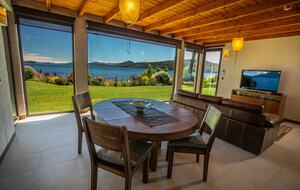 Patagonia Luxury Lakefront Home - San Carlos de Bariloche, Argentina