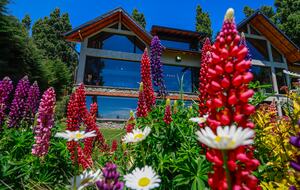 Patagonia Luxury Lakefront Home - San Carlos de Bariloche, Argentina