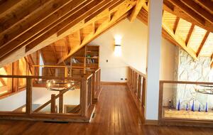 Patagonia Luxury Lakefront Home - San Carlos de Bariloche, Argentina