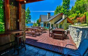 Patagonia Luxury Lakefront Home - San Carlos de Bariloche, Argentina