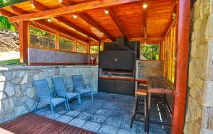 Patagonia Luxury Lakefront Home - San Carlos de Bariloche, Argentina