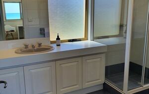 Beach Front House - Mandurah, Australia