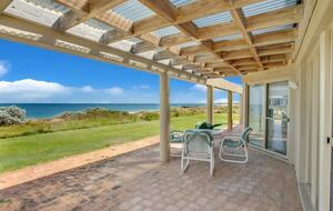 Beach Front House - Mandurah, Australia
