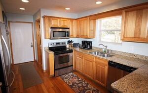 Norris Lake Waterfront Cabin - Sleeps 25 - La Follette, Tennessee