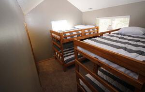 Norris Lake Waterfront Cabin - Sleeps 25 - La Follette, Tennessee