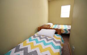 Norris Lake Waterfront Cabin - Sleeps 25 - La Follette, Tennessee