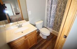 Norris Lake Waterfront Cabin - Sleeps 25 - La Follette, Tennessee