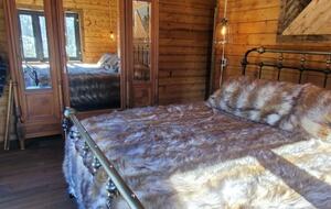 Cozy Mountain Chalet at Chalk Creek Canyon - Nathrop, Colorado