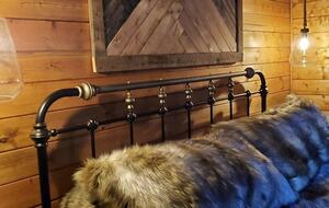 Cozy Mountain Chalet at Chalk Creek Canyon - Nathrop, Colorado