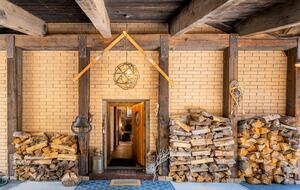 Quintessential Mountain Chalet On 10 Acres - Truckee, California