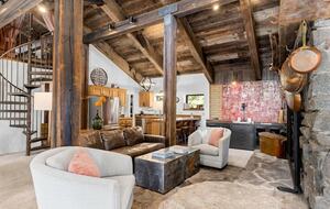 Quintessential Mountain Chalet On 10 Acres - Truckee, California