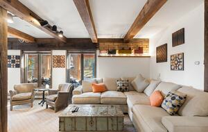 Quintessential Mountain Chalet On 10 Acres - Truckee, California