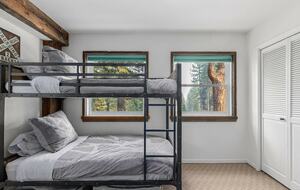 Quintessential Mountain Chalet On 10 Acres - Truckee, California