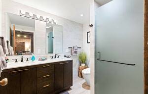 Quintessential Mountain Chalet On 10 Acres - Truckee, California