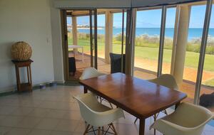 Beach Front House - Mandurah, Australia