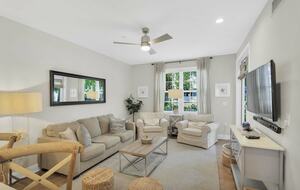 Charming 2 Bedroom 30A Beach Retreat - Santa Rosa Beach, Florida