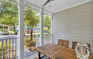 Charming 2 Bedroom 30A Beach Retreat - Santa Rosa Beach, Florida