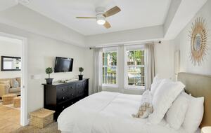 Charming 2 Bedroom 30A Beach Retreat - Santa Rosa Beach, Florida