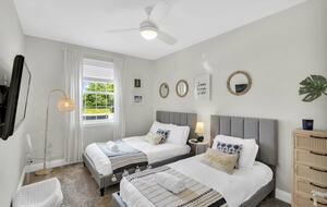 Charming 2 Bedroom 30A Beach Retreat - Santa Rosa Beach, Florida