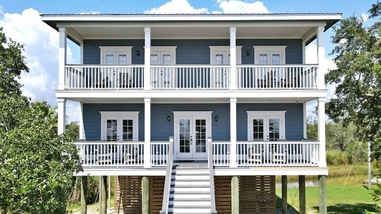 Private Gulf Front Home with Breathtaking Sunsets - Ocean Springs, Mississippi