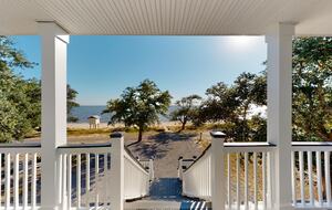 Private Gulf Front Home with Breathtaking Sunsets - Ocean Springs, Mississippi