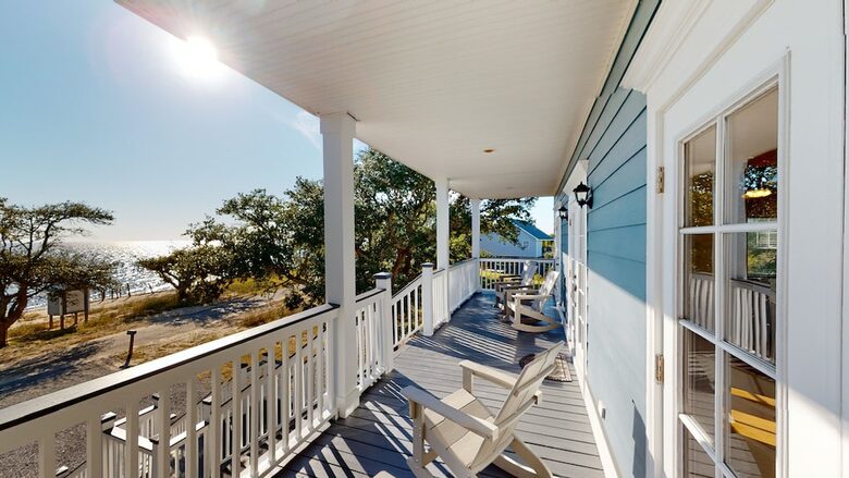 Private Gulf Front Home with Breathtaking Sunsets - Ocean Springs, Mississippi