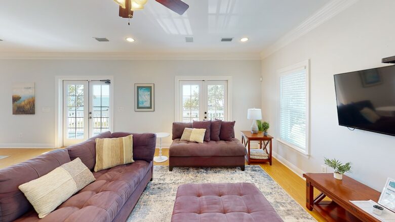 Private Gulf Front Home with Breathtaking Sunsets - Ocean Springs, Mississippi