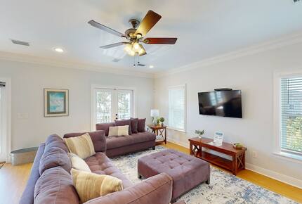 Private Gulf Front Home with Breathtaking Sunsets - Ocean Springs, Mississippi