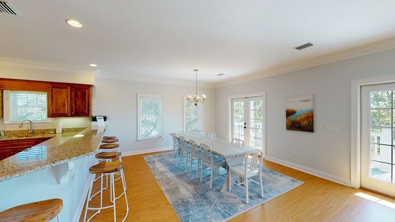 Private Gulf Front Home with Breathtaking Sunsets - Ocean Springs, Mississippi