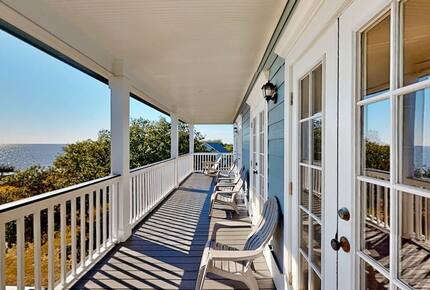 Private Gulf Front Home with Breathtaking Sunsets - Ocean Springs, Mississippi