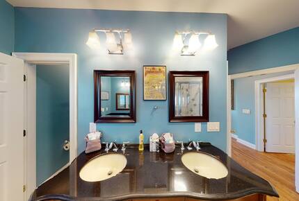 Private Gulf Front Home with Breathtaking Sunsets - Ocean Springs, Mississippi