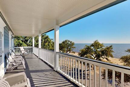 Private Gulf Front Home with Breathtaking Sunsets - Ocean Springs, Mississippi