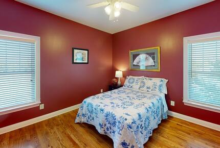 Private Gulf Front Home with Breathtaking Sunsets - Ocean Springs, Mississippi