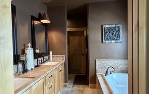 Tahoe-Style Designer Home - Truckee, California