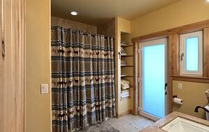 Tahoe-Style Designer Home - Truckee, California