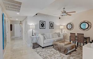 Palm Beach Marina Grande Retreat - Riviera Beach, Florida