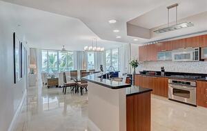 Palm Beach Marina Grande Retreat - Riviera Beach, Florida