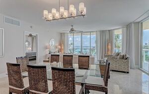 Palm Beach Marina Grande Retreat - Riviera Beach, Florida