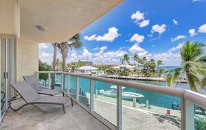 Palm Beach Marina Grande Retreat - Riviera Beach, Florida