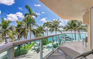 Palm Beach Marina Grande Retreat - Riviera Beach, Florida