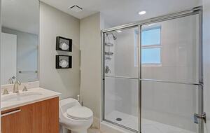 Palm Beach Marina Grande Retreat - Riviera Beach, Florida