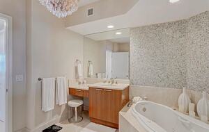 Palm Beach Marina Grande Retreat - Riviera Beach, Florida