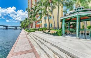 Palm Beach Marina Grande Retreat - Riviera Beach, Florida