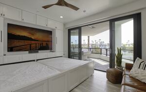 Cobbo's Beach House | With hot tubs, views, and just steps to the beach! - Avila Beach, California