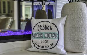 Cobbo's Beach House | With hot tubs, views, and just steps to the beach! - Avila Beach, California