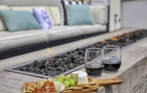 Cobbo's Beach House | With hot tubs, views, and just steps to the beach! - Avila Beach, California