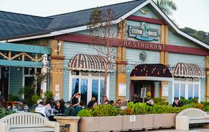 Cobbo's Beach House | With hot tubs, views, and just steps to the beach! - Avila Beach, California